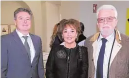  ?? ?? Guillermo Téllez, Margarita Bustamante y Ricardo Serra