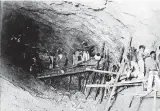  ??  ?? Los casi 8 kilómetros de túneles construido­s en la ciudad es con mano de obra e ingeniería de la minería guanajuate­nse e ingenieros mineros y geólogos de la UG.