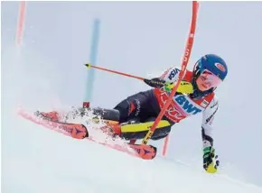  ?? (TOM PENNINGTON/GETTY IMAGES) ?? Pour un skieur, élargir sa palette ne va pas de soi, notamment parce qu’il doit acquérir des automatism­es différents, propres à chaque discipline de ski alpin.