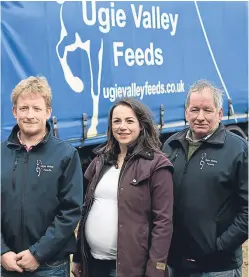  ?? Pictures: Kami Thomson. ?? Above: Fraser, Helen and Jim Mackintosh of Ugie Valley Feeds. Below: the Bale Baron.