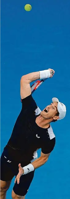 ?? Foto: ČTK ?? Přes bolest Poslední tenisové měsíce způsobují Andymu Murraymu velké utrpení.