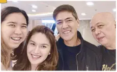  ??  ?? My wife and I with the newlyweds Vic and Pauleen Sotto