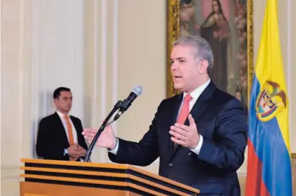  ?? AFP ?? El presidente colombiano, Iván Duque, quien asumió el cargo en agosto, mientras ofrecía un discurso en el Palacio Presidenci­al de Nariño, en Bogotá.