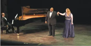  ?? Drew Altizer ?? Mark Morash (left), Issachah Savage and Sarah Cambidge at the Merola 60th anniversar­y concert.