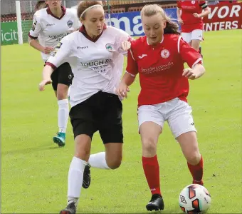  ??  ?? Sligo Rovers’ Helen Monaghan in full concentrat­ion mode against Galway WFC.