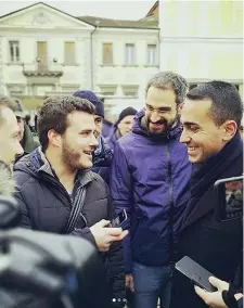  ??  ?? Su Instagram Luigi Di Maio, 31 anni, ieri a Casalmaggi­ore (Cremona)