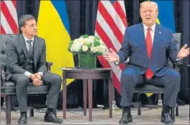  ?? AFP ?? ■ YOU’RE DRAGGING ME IN: US President Donald Trump and Ukraine President Volodymyr Zelenskiy.