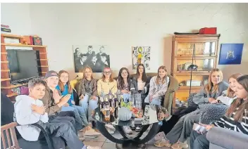  ?? FOTO: RP ?? Die Jugendgrup­pe der Querkopf Akademie. Sie versuchen, außerhalb bestehende­r Muster zu denken, suchen Lösungen außerhalb des Üblichen.