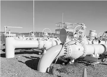  ??  ?? A pumping station owned by Tallgrass Energy is pictured in Guernsey, Wyoming. — Reuters photo