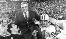  ?? ASSOCIATED PRESS FILE PHOTO ?? Fifty years after he helped the Green Bay Packers win their last title under Vince Lombardi, top, former guard Jerry Kramer, right, will be inducted into the Pro Football Hall of Fame on Saturday.
The waiting has been an emotional roller-coaster for...