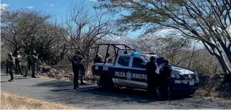  ?? FOTO: CORREO ?? l
CRIMEN CON SAÑA. Al cuerpo se le podían apeciar huellas de haber sido golpeado; también tenía lesiones por impactos de bala.