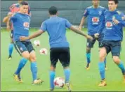  ?? SAMIR JANA/HT ?? Paulinho (left) at Brazil’s training on Saturday.