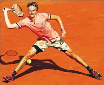  ?? GETTY ?? Alexander Zverev hatte früher als erwartet schon ein hartes Stück Arbeit zu verrichten.