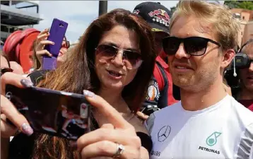  ?? (Photos Jean-François Ottonello) ?? Nico Rosberg, le chouchou du public monégasque.