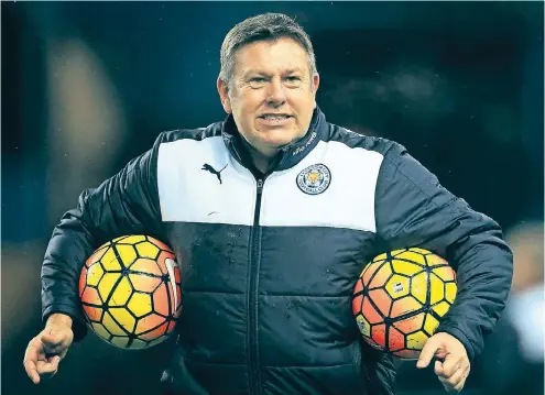  ?? FOTO: DPA ?? Packt an: Leicesters neuer Trainer Craig Shakespear­e. Hier noch als Assistenzt­rainer.