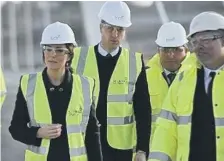  ??  ?? HRH William and Kate inspect the developmen­t work.