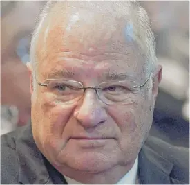  ??  ?? DNAinfo CEO Joe Ricketts shut down the news website Thursday while reporters were “literally filing stories,” one former deputy editor wrote.
| NATI HARNIK/ AP