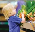  ?? THINKSTOCK­PHOTOS. COM ?? Have your children shop and cook with you. They’ll be proud of their effort to set dinner for the family and be more inclined to eat food they help prepare.