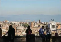 ?? SUSAN WRIGHT/THE NEW YORK TIMES ?? A view of Rome from Janiculum Hill.