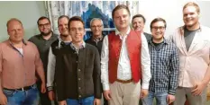  ?? Foto: Bumberger ?? Der Vorstand der Oldtimerfr­eunde: (von links) Michael Schweizer, Christian Herfort, Manuel Hurler, Philipp Bösele, Johann Schmid, Julian Bumberger, Florian Wiebel, Sebastian Reicherzer und Tobias Gunkel.