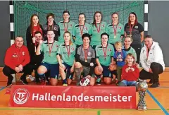  ?? FOTO: THOMAS GORLT ?? Der 1. FFV Erfurt gewann fünf seiner sechs Spiele und sicherte sich souverän den Titel bei der Futsal-Landesmeis­terschaft.