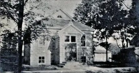  ?? PHOTOS FROM THE RYCH MILLS COLLECTION ?? A hand-written note on a real photo postcard from 1908 calls this “St. Andrew’s Hall, Winterbour­ne.” It was built in 1907 and torn down in 1982.