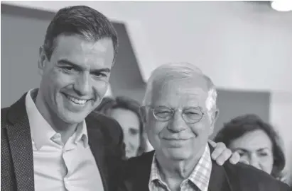  ?? Foto: dpa ?? Pedro Sánchez und Josep Borrell werden die sozialdemo­kratische Politik der EU prägen.