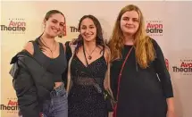  ?? Abby Weiss/ Hearst Connecticu­t Media ?? Bunnell High School junior Julia Harrington with alumni Deanna Cronin and Kara Sinise at the private screening of “Chang Can Dunk.”