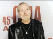  ?? EVAN AGOSTINI — THE ASSOCIATED PRESS ?? Singer Gregg Allman arrives at the 45th Annual CMA Awards in Nashville, Tenn.