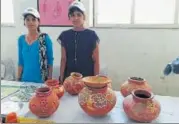  ??  ?? ▪ Earthen pot incinerato­rs displayed in Lucknow on Monday.
