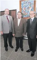  ??  ?? El embajador de Costa Rica en Honduras, Mauricio Herrera Ulloa; el pianista Manuel Matarrita y el embajador del Japón en Honduras, Norio Fukuta.