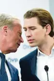  ?? Foto: imago ?? Machtkampf: Außenminis­ter und ÖVP Chef Mitterlehn­er. Kurz (r.)