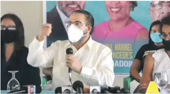  ??  ?? Guillermo Moreno, candidato de Alianza País, es considerad­o por las encuestas como la cuarta fuerza política para estas elecciones, pero sus actividade­s son muy reducidas.