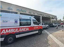  ??  ?? Hospital de Niños. Allí fue atendido el bebé que ingresó el domingo.