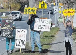  ?? CLIFFORD SKARSTEDT EXAMINER FILE PHOTO ?? Protesters gather at BWXT on Nov. 7. Dr. Rosana Salvaterra’s recent submission omits important informatio­n about the Canadian Nuclear Safety Commission’s August field testing and subsequent report, Peter Harris writes.