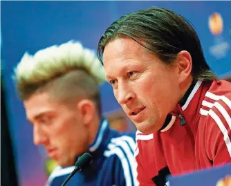  ?? FOTO: IMAGO ?? Unser Bild zeigt Kevin Kampl (l.) und Trainer Roger Schmidt noch in Diensten von Salzburg. Nun sind sie wieder vereint. Diesmal in Leverkusen.