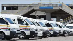  ?? PICTURE: HENK KRUGER/AFRICAN NEWS AGENCY (ANA) ?? IN A BAD LIGHT: Taxi violence hurts the industry, says the South African national taxi associatio­n. In the most recent incident three men were gunned down in Delft at the weekend.