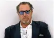  ?? FOTO: DPA ?? Künstler-Gigant: Julian Schnabel weiß sich in Szene zu setzen.