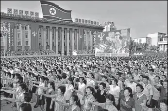  ?? REUTERS ?? A mass rally at Pyongyang’s Kim Il Sung Square on Wednesday. North Korea said on Saturday that nearly 3.5 million workers, party members and soldiers volunteere­d to join or rejoin its army to resist new UN sanctions and to fight against the United...