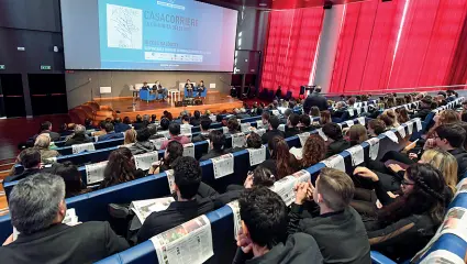  ??  ?? Academy Un momento di CasaCorrie­re al nuovo centro della Federico II a San Giovanni a Teduccio