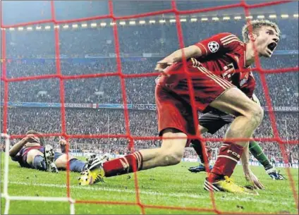  ?? Photo: Odd Andersen/AFP an Christof Stache/AFP ?? The Müller magic: The noise and excitement Thomas Müller experience­s in Bayern Munich’s Allianz Arena(above) is a far cry from the peaceful Bavarian town of Paehl where he grew up and first started playing football.