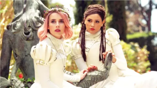  ?? SAMUEL GOLDWYN PICTURES ?? Emma Roberts (left) and Eiza Gonzalez play young women sent to a rehab meant to eliminate their independen­t thinking in “Paradise Hills.”