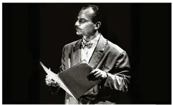  ??  ?? Alain Germain, en 1987, dans le spectacle Inventaire au centre Beaubourg en hommage à la chorégraph­e et danseuse Janine Charrat.