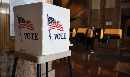  ?? ?? Congressio­nal districts in California have become rancorous. Photograph: Robyn Beck/AFP/Getty Images