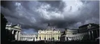  ??  ?? Storm clouds are gathering over the Vatican