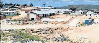  ?? Picture: TREMAINE VAN AARDT ?? NEW HORIZENS: Jubilee Park Primary School in Uitenhage is being completely rebuilt