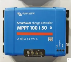  ??  ?? 1. Le régulateur de charge MPPT permet d’optimiser la production de courant via le panneau solaire. 2. La technologi­e de cellules PERC est aujourd’hui plus performant­e que les cellules monocrista­llines classiques à taille et puissance égales de panneau.