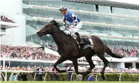  ?? Photograph: Robert Cianflone/Getty Images ?? Mark Zahra guides Gold Trip to victory in the 2022 Melbourne Cup at Flemington Racecourse.