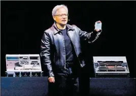  ?? ANN WANG/REUTERS ?? Presidente da Nvidia, Jensen Huang, apresenta novidades em Taiwan