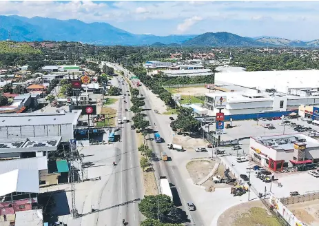  ?? FOTO/DRONE: MELVIN CUBAS. ?? AVANCE. El sector sureste ha comenzado un despegue comercial que se prevé continúe el próximo año.